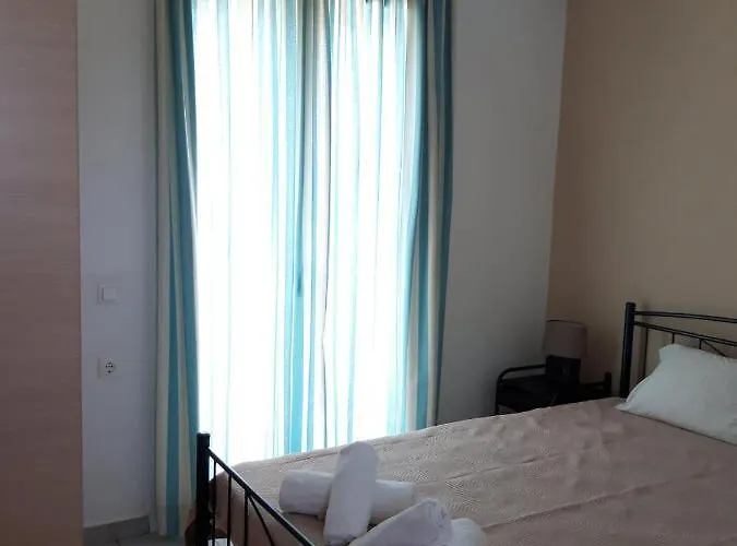 公寓 Retreat In Drosia - For 4 *