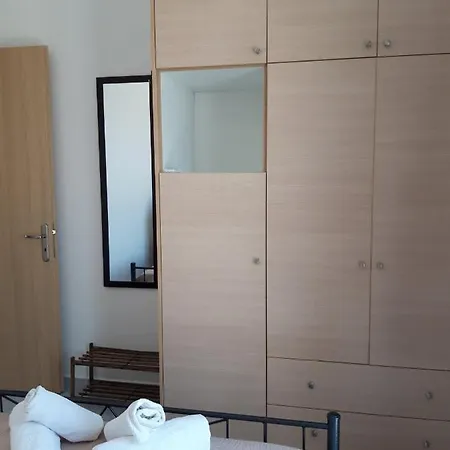 Retreat In Drosia - For 4 Apartamento
