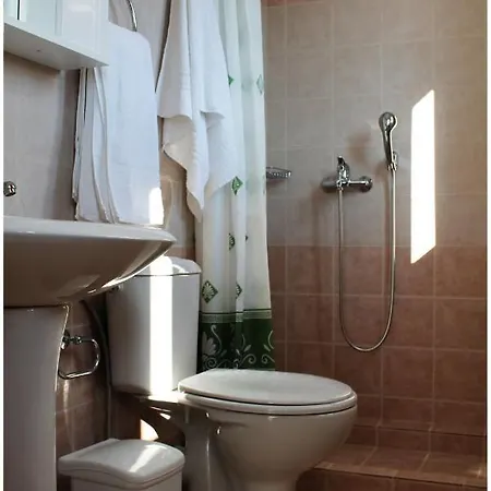 Apartment Retreat In Drosia - For 4 *